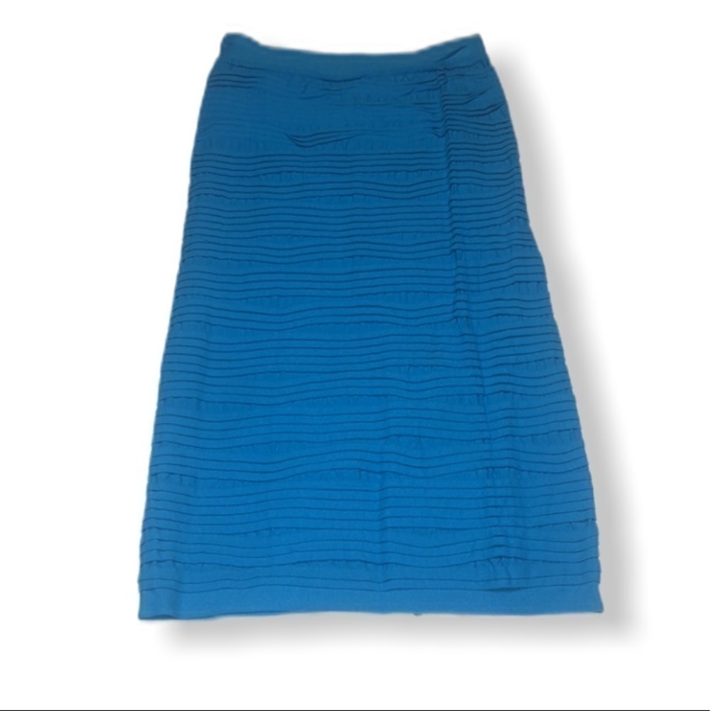 PENCIL skirt. Blue size medium. NWOT